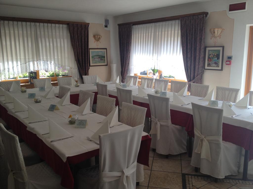 Hotel Villanova Santo Stefano Di Cadore Exterior photo